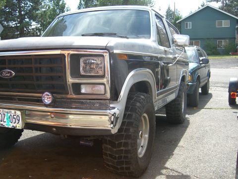 1982 Ford Bronco photo