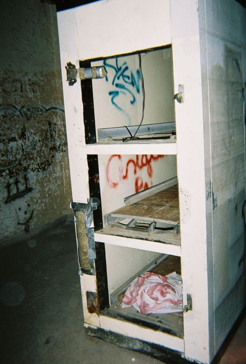1991 Ford Probe - Body racks in the morgue