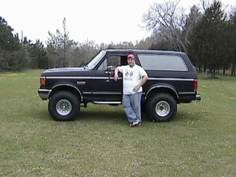 1990 Ford Bronco photo