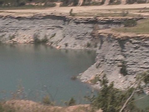 1988 Ford Bronco - a pic of the small lake in the basin of the rock quarry