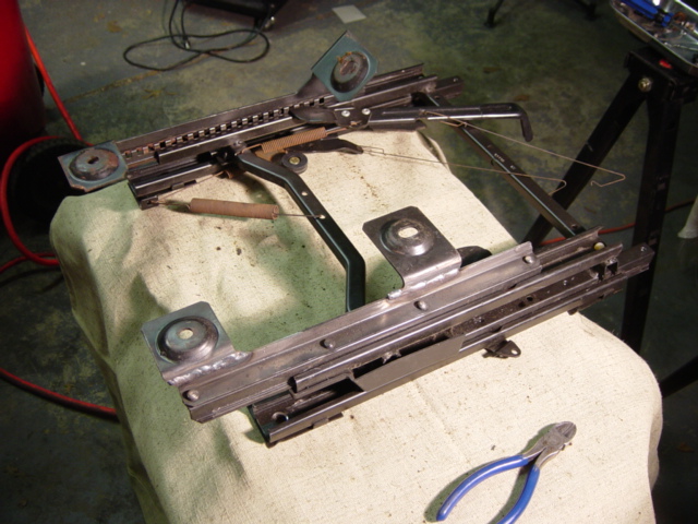 This better shot of the modified side should make things a little clearer.