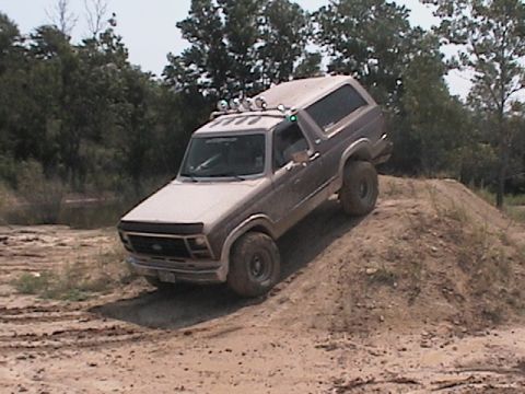 1988 Ford Bronco - MuddyBronco13 posing for a pic