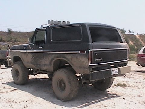 1988 Ford Bronco - other side of 460