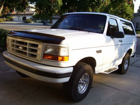 1995 Ford Bronco photo