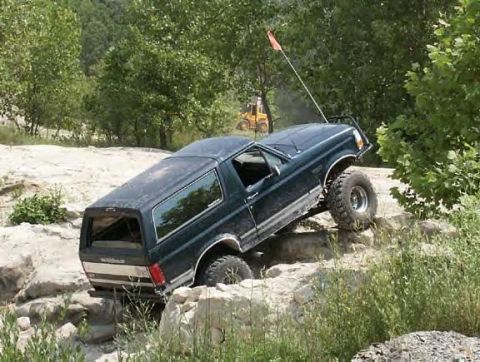1988 Ford Bronco - Badass Bronco the 88 burned to the ground, this is his idea of rebuilding, 92 8 inch SAS 36 inch swampers, very very NICE!!!