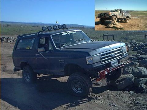 1988 Ford Bronco - Gearrat 3 inch body lift 31 inch tires lots of custom stuff done to it one of the best beaters ive seen in a while!!!