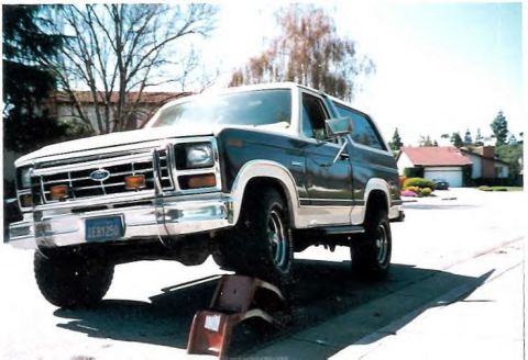 1988 Ford Bronco - 81broncosj dont know anything bout this one, just found this pic