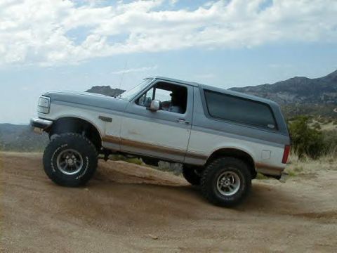 1988 Ford Bronco - 94 chickentaco 6 inch superlift, 35 icnh bfg muds, 351, soft top, nice clean show quality bronco that gets used the right way!!!