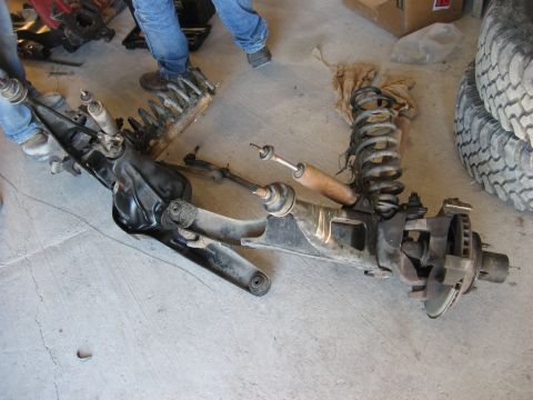 1986 Ford Bronco - old front end out