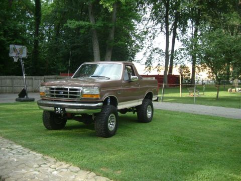 1993 Ford Bronco photo