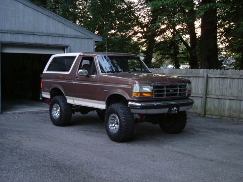 1993 Ford Bronco photo