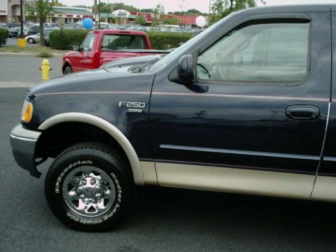 1997 Ford F-150 - This was Ford's '97-'98 F-250LD, then renamed the F-150 7700 from '99-'03.