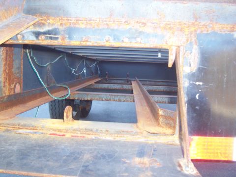 1979 Ford F-350 - ramp cradle under trailer deck