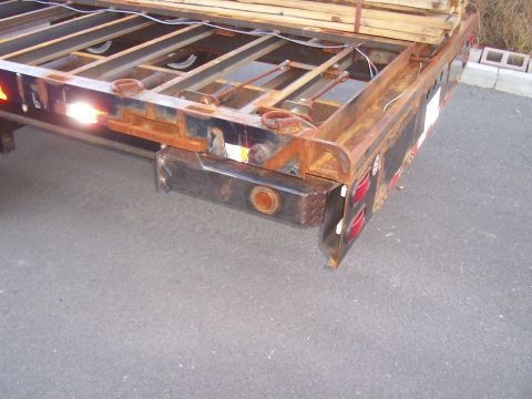 1979 Ford F-350 - rear support jack in the stowed position, locked in place