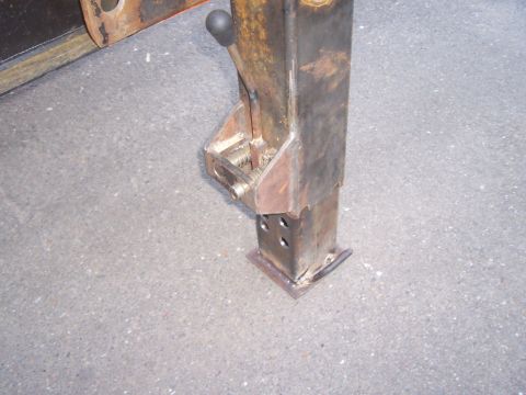 1979 Ford F-350 - rear support jack's "drop leg" dropped down to ground