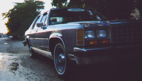 1987 Ford Crown Victoria LTD - older pic