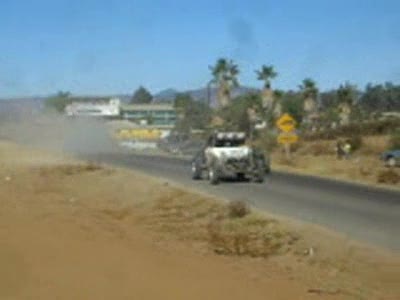 1990 Ford Bronco - Side X side Buggy action 11 seconds