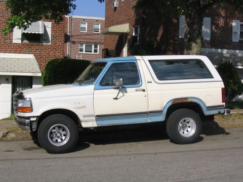1981 Ford Bronco photo