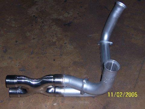 1991 Ford Bronco - This custom exhaust pipe features an X-pipe design for improved exhaust flow.