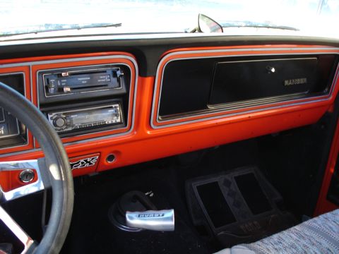 1979 Ford F-150 - oranged dash trim is part of the freewheeler package