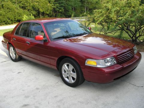 2003 Ford Crown Victoria LTD photo