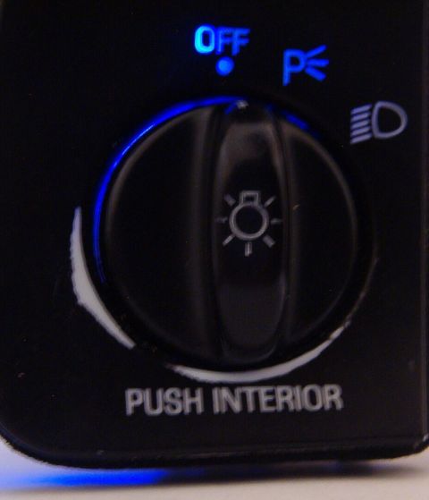 1999 Ford Crown Victoria - I only bought one LED, so I could only check one position at a time. Later, I plan to add the red "AutoLamps Active" LED into the face of t…