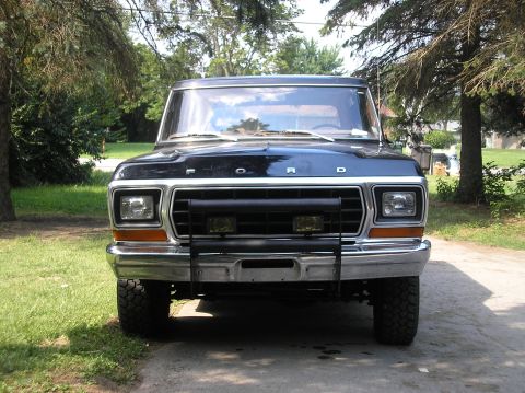 1978 Ford Bronco - Front view of a black 1978 Ford Bronco parked outdoors.