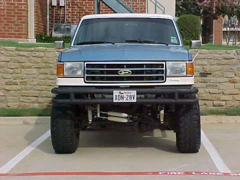 1990 Ford Bronco - FRONT BUMPER