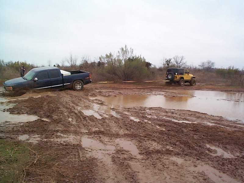 2 Doug pulling sunk Z-71