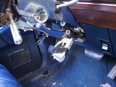 1982 Ford Crown Victoria LTD - How to start a Box when you have no keys