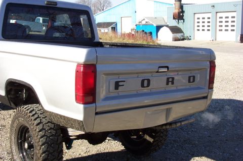 1987 Ford Ranger - Look at that ass. Now that's sharp!