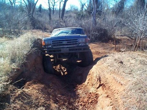 1990 Ford Bronco - V