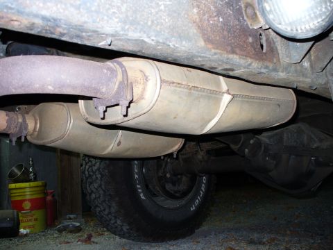 1978 Ford Bronco - mufflers didn't like the backfiring too much!