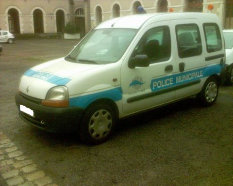 1991 Ford Crown Victoria - city of Nantes/France Renault Kangoo