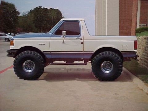 1990 Ford Bronco photo