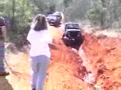 1990 Ford Bronco - Hatch's "Slinky" Falling In