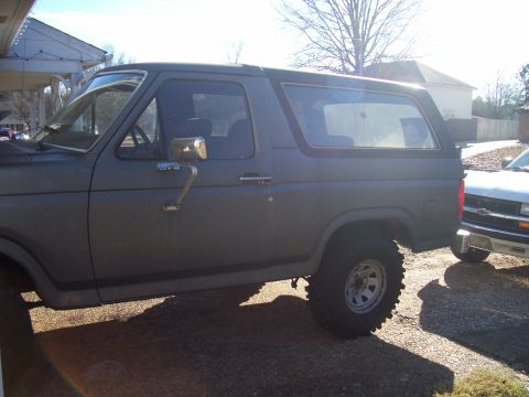 1985 Ford Bronco photo