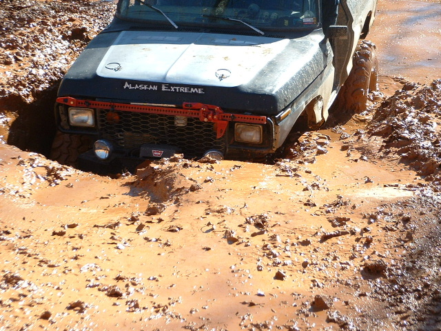78hdbronco trying his hand at the mud.