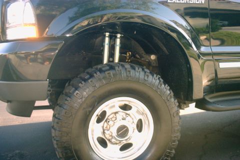 2001 Ford Excursion - Dual Bilstein's and 315's Xterrains