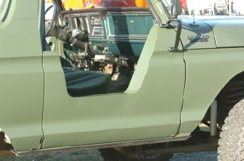 1/2 doors - 1978 Ford Bronco