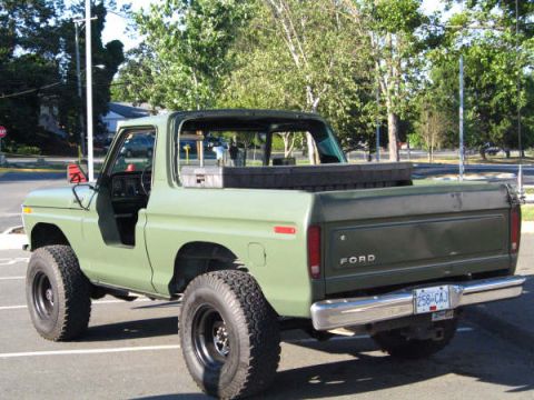 1978 Ford Bronco - Left side of truck from rear