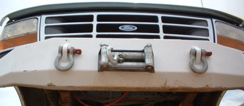 1993 Ford Bronco - mmmmmmm, rocks.