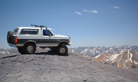 1993 Ford Bronco - Red Mountain Pass in the Background
