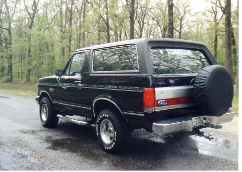 1990 Ford Bronco photo