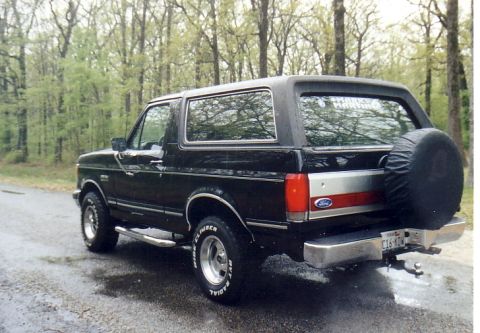 1990 Ford Bronco photo