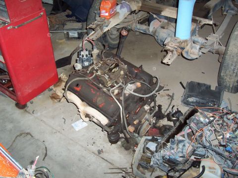 1972 Chevrolet C/K Pickup - Old 305 on the floor