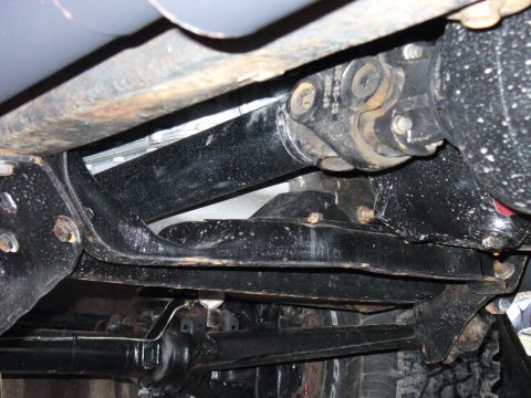 1978 Ford Bronco - front shaft and x-member