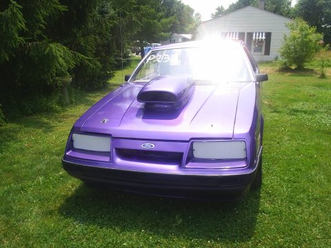 1985 Ford Mustang photo