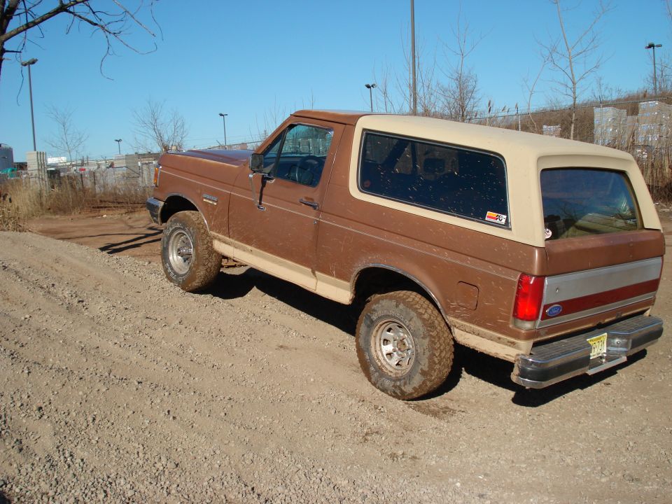 1990 Ford Bronco “Christine”
