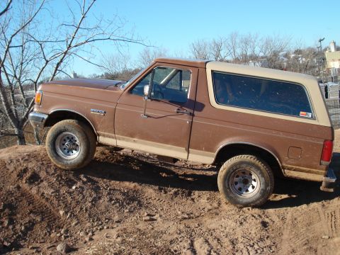 1990 Ford Bronco photo